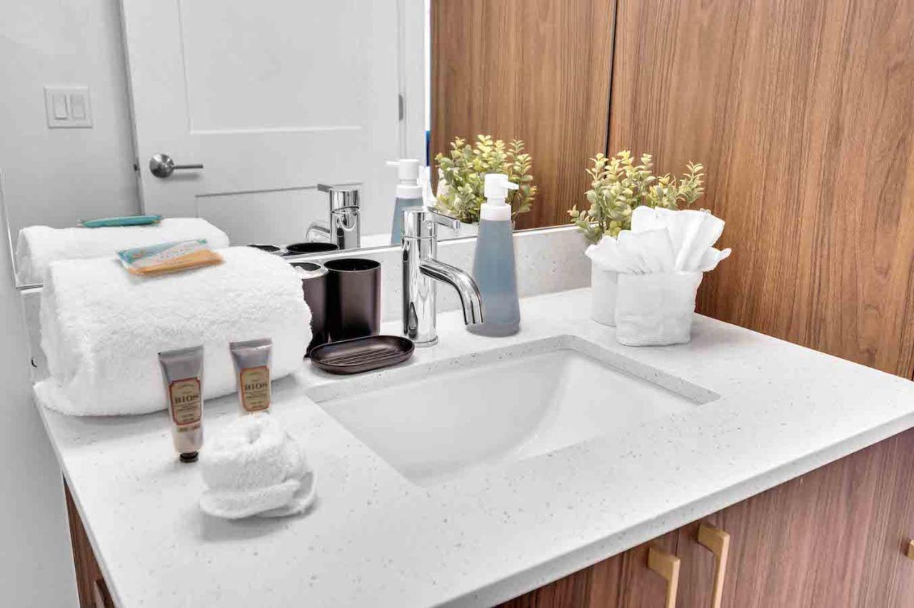 Charming Apt In The Heart Of Downtown With Free Parking Miami Eksteriør billede