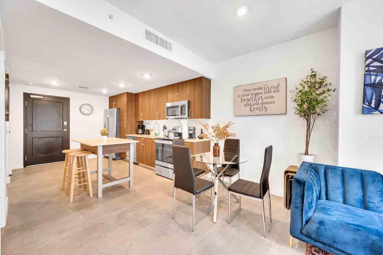 Charming Apt In The Heart Of Downtown With Free Parking Miami Eksteriør billede